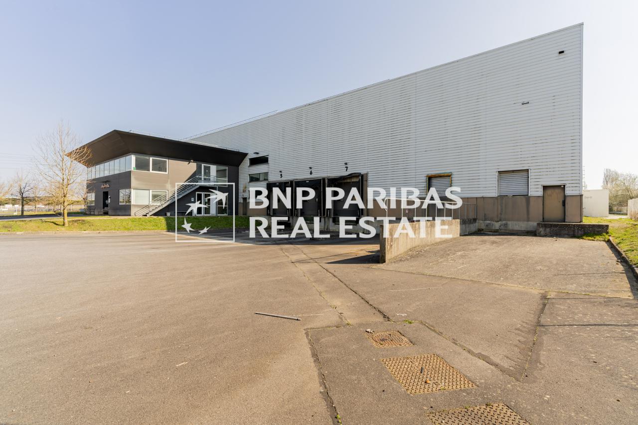 Entrepôt classe c Saint-Michel-sur-Orge 6734m² Location entrepôt classe c Saint-Michel-sur-Orge Essonne OLLOG2313173 0